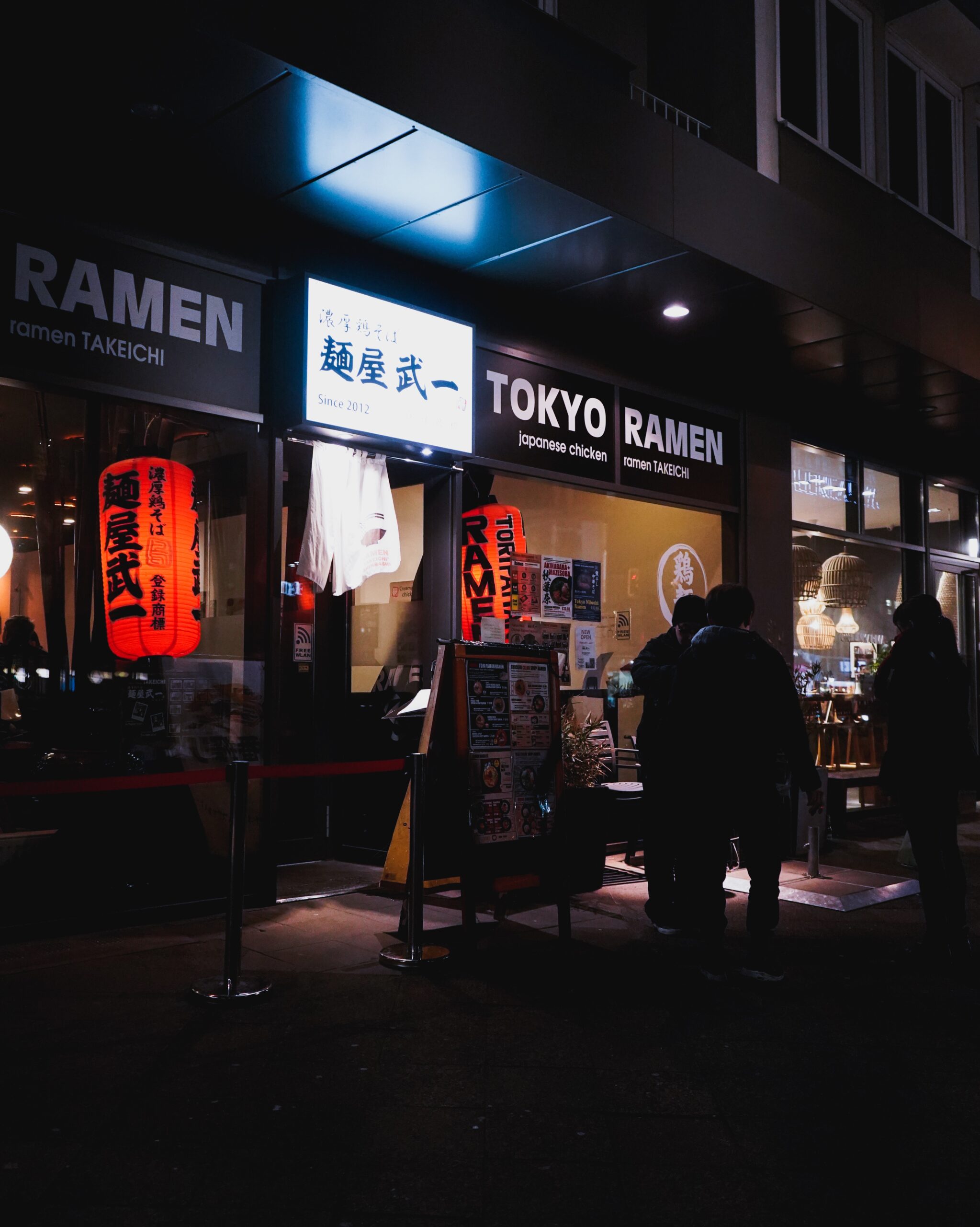 Ramen: La increíble historia de un platillo moderno que calienta el corazón.